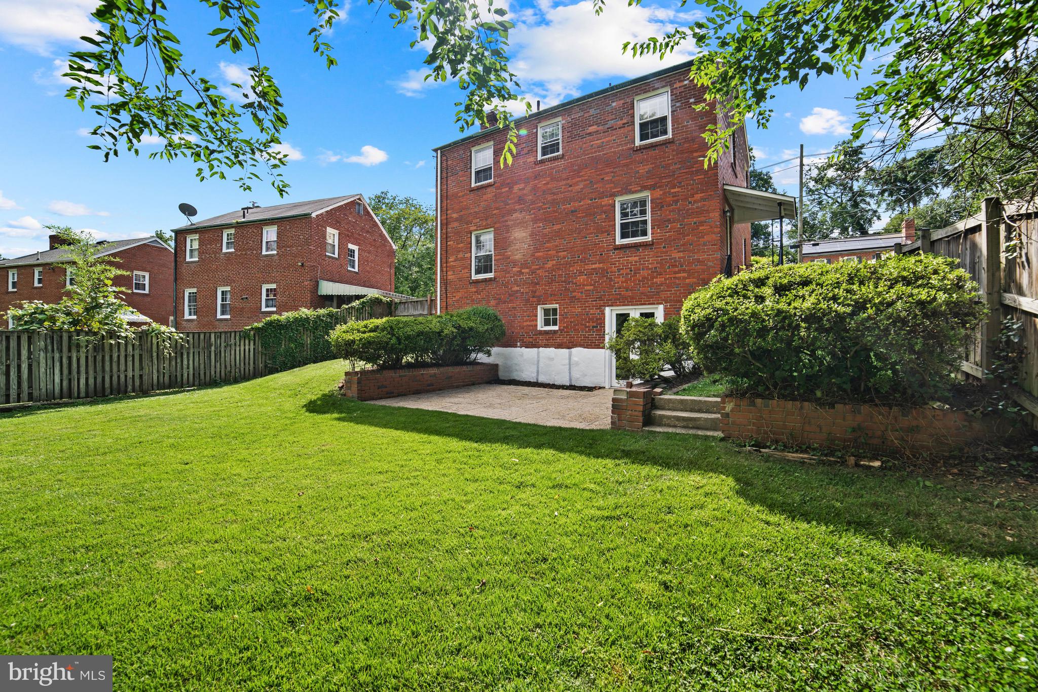 10425 Inwood Avenue Silver Spring, MD 20902 - Photo 24 of 26 Gallery Image 24