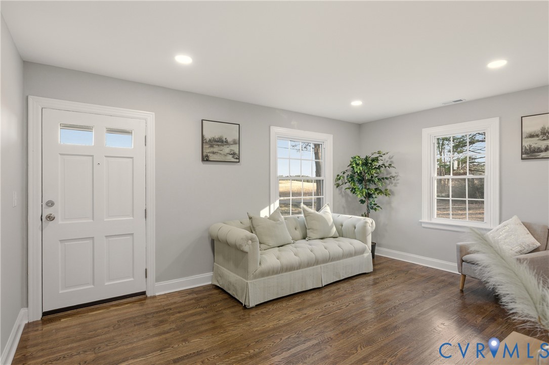6280 Monahan Road Henrico, VA 23231 - Photo 11 of 42 a living room with furniture and a window