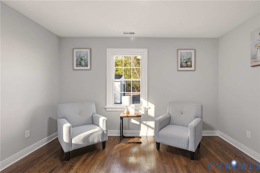 6280 Monahan Road Henrico, VA 23231 - Photo 29 of 42 a living room with furniture and a window