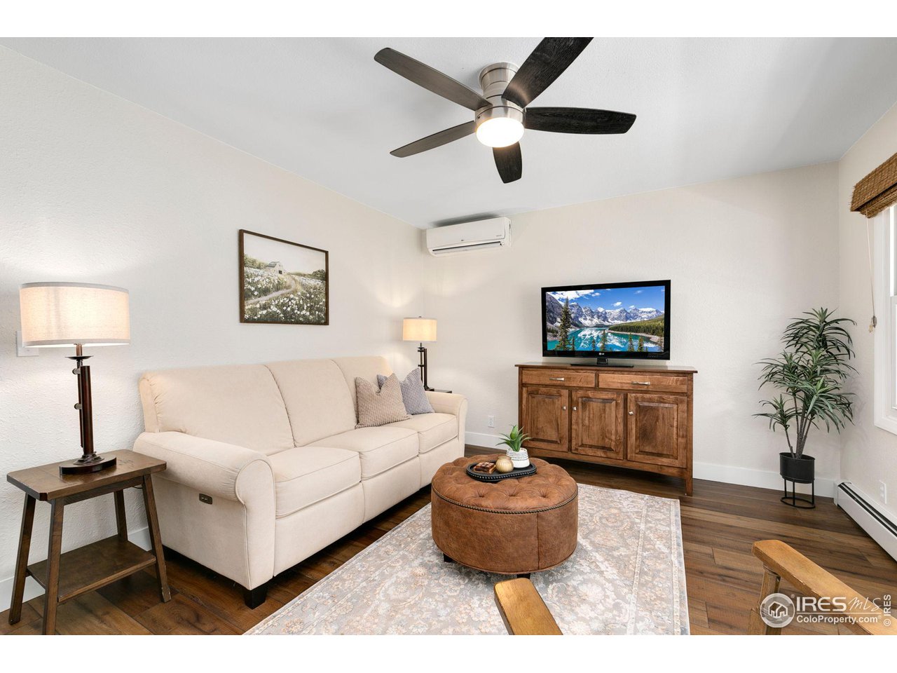 5665 St Vrain Road Longmont, CO 80503 - Photo 5 of 40 Gallery Image 5