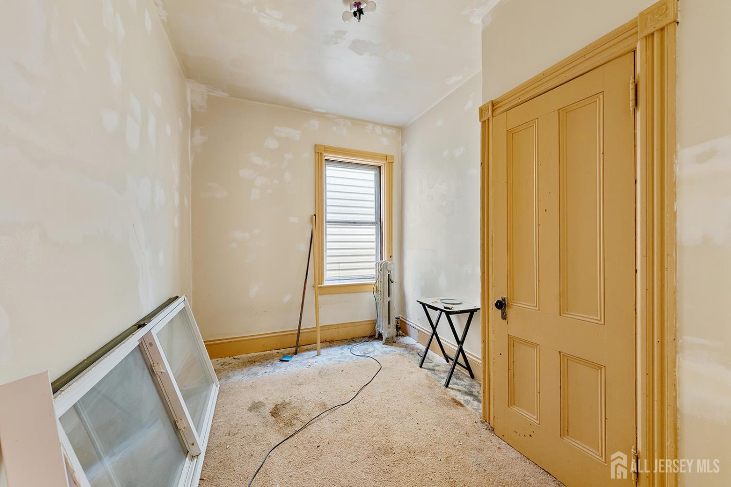 181 State Street Perth Amboy, NJ 08861 - Photo 28 of 34