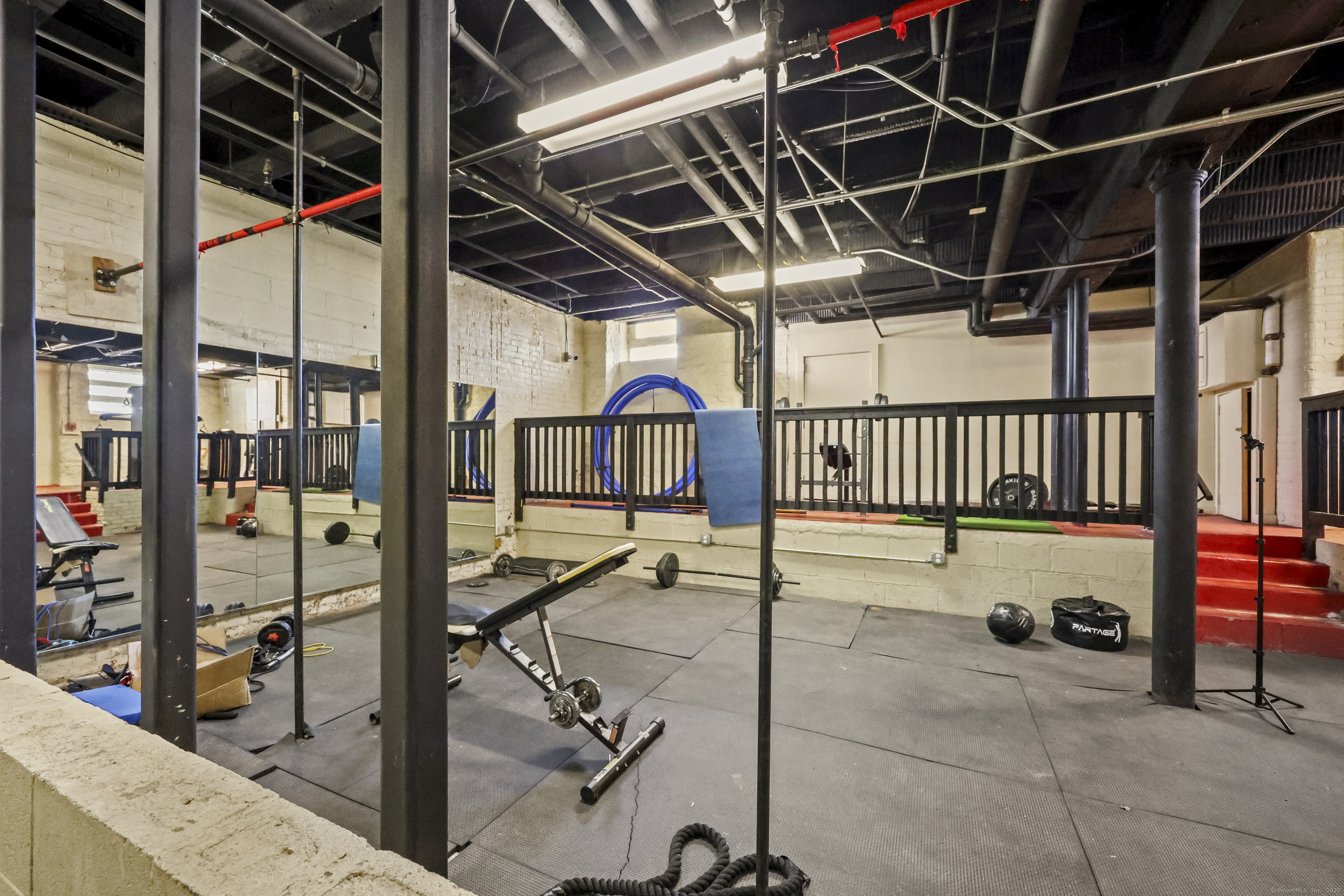 881 Lafayette Boulevard, Unit 1A Bridgeport, CT 06604 - Photo 30 of 37