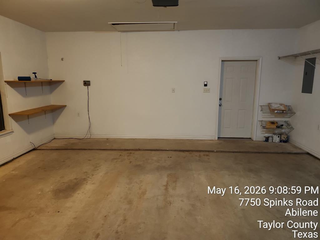 7750 Spinks Road Abilene, TX 79603 - Photo 15 of 15 a view of a room