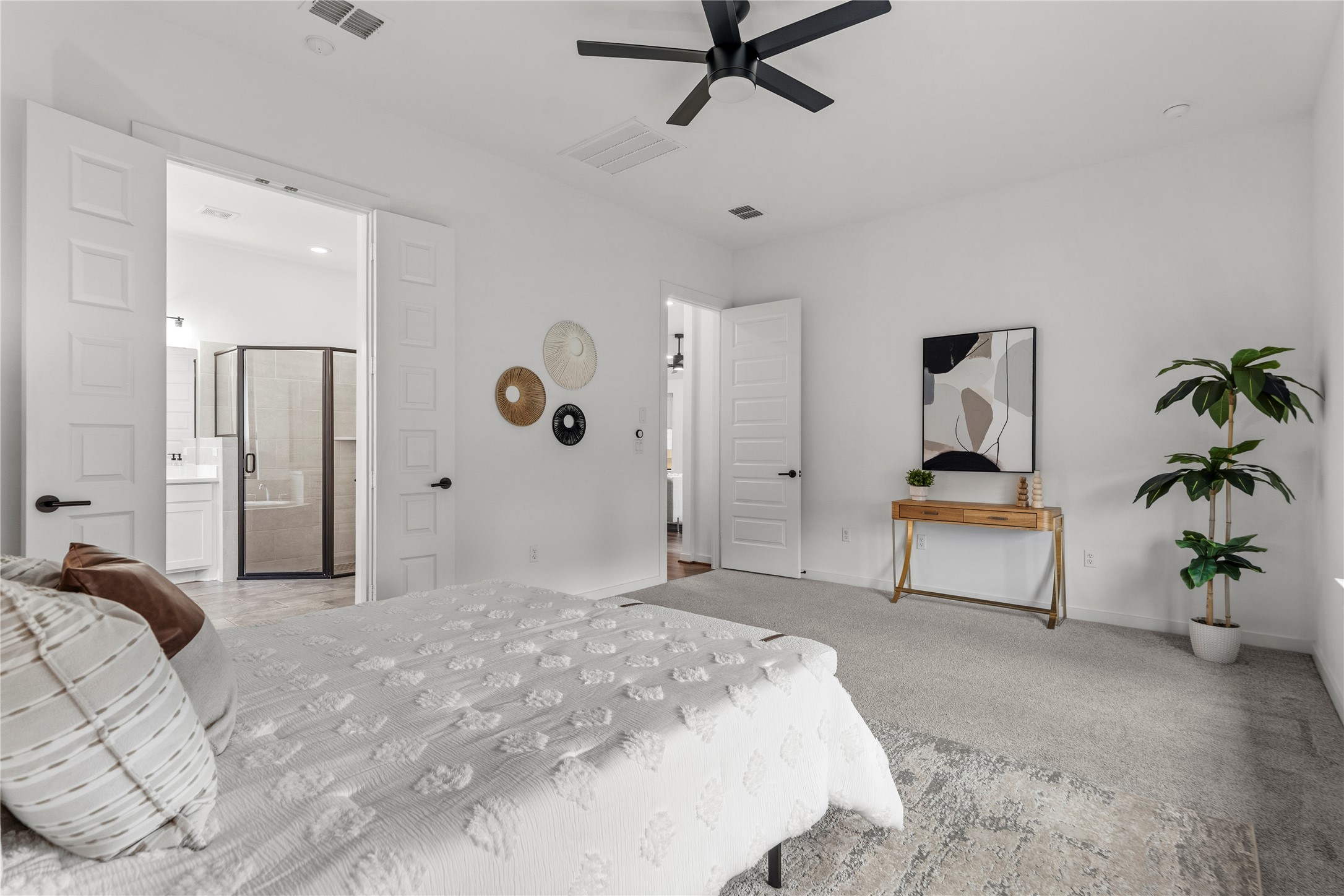 8908 Looksee Lane Austin, TX 78744 - Photo 12 of 28