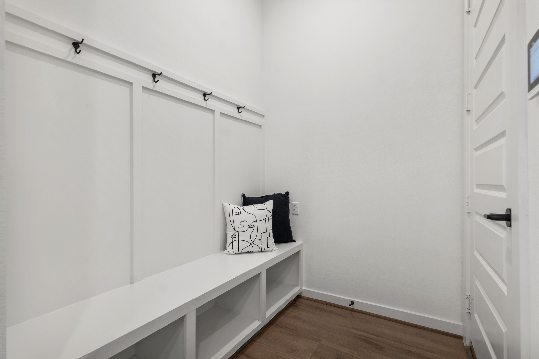 8908 Looksee Lane Austin, TX 78744 - Photo 19 of 28