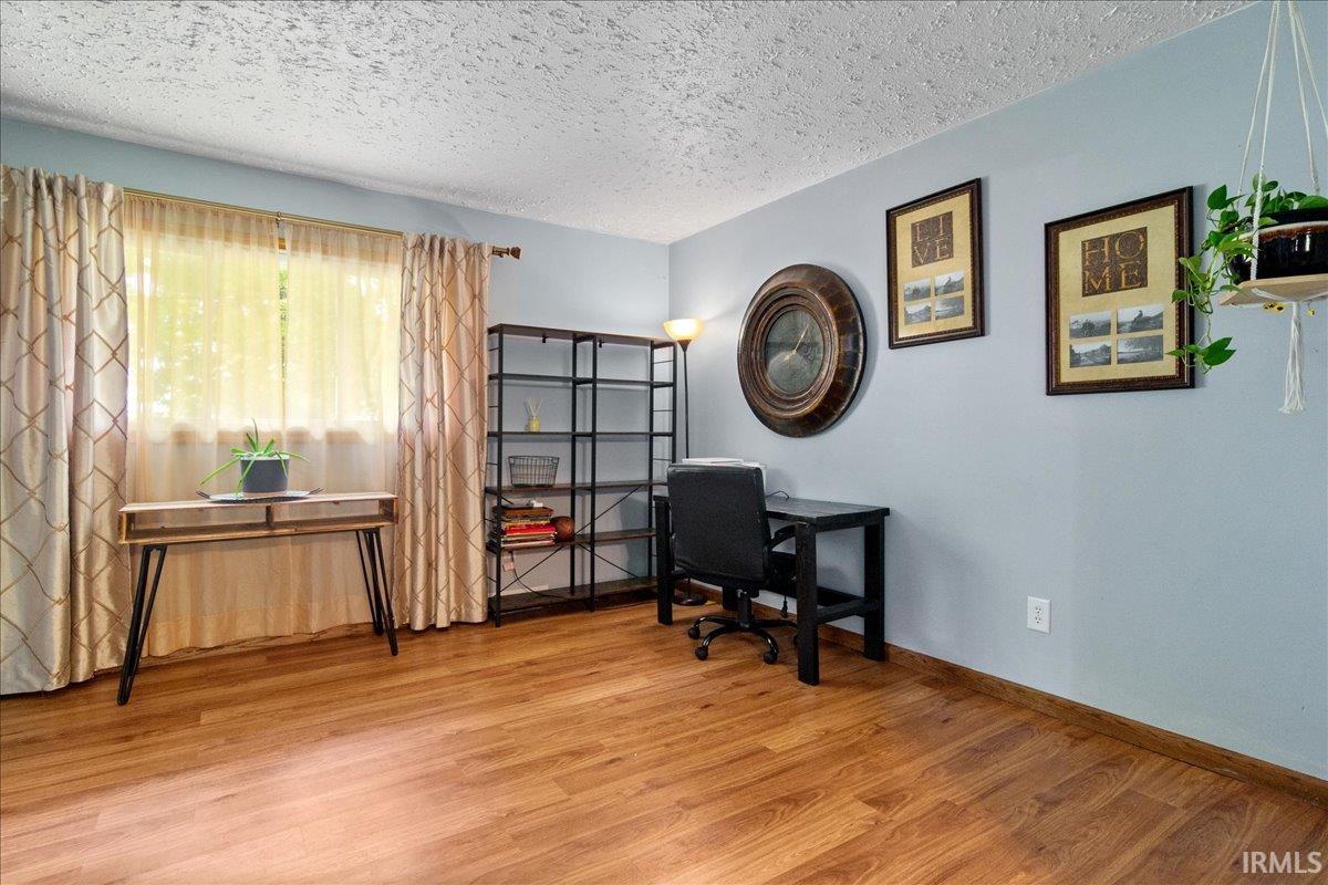 308 White Church Road Princeton, IN 47670 - Photo 5 of 30 Gallery Image 5