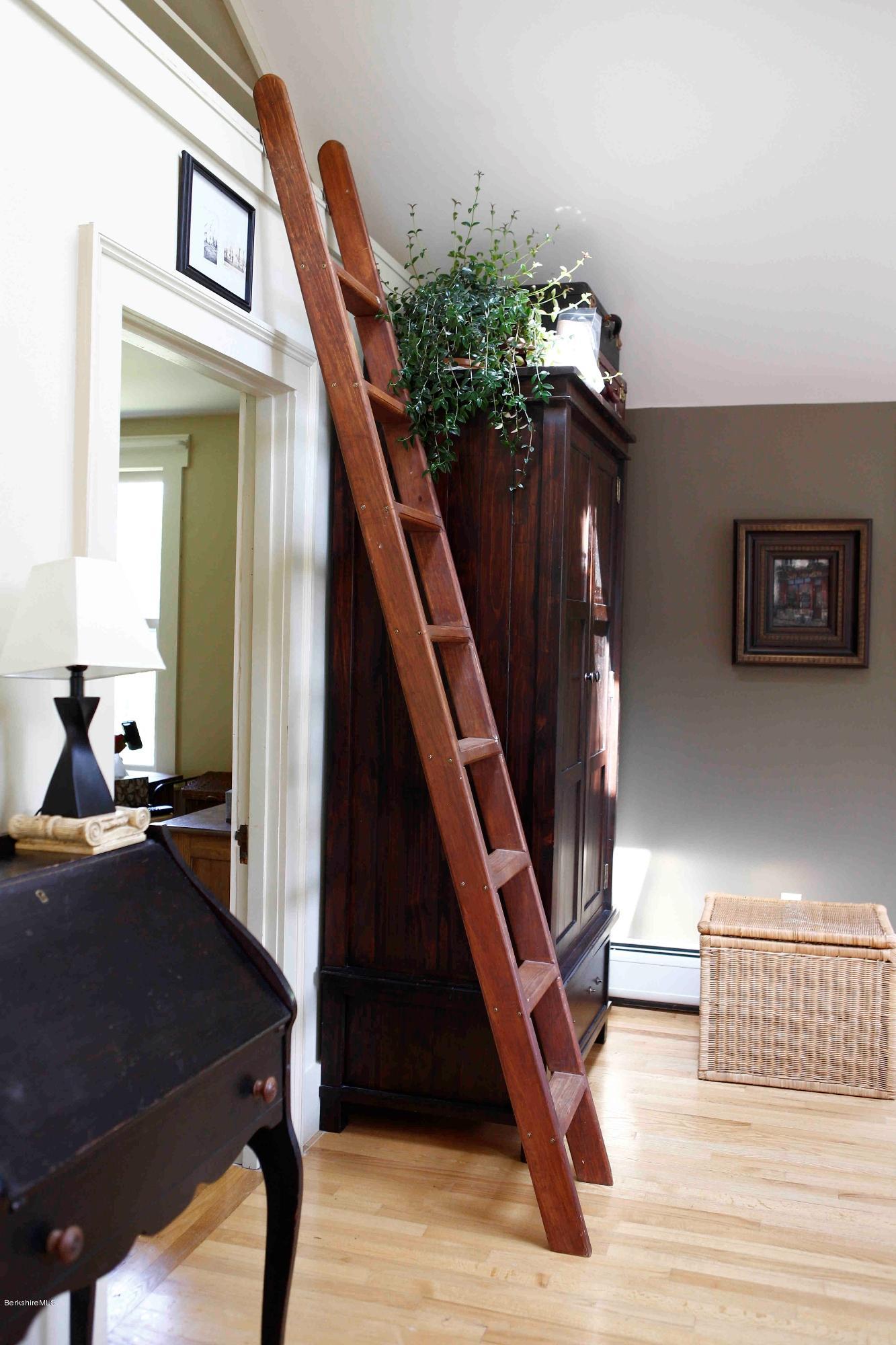 317 State Road Great Barrington, MA 01230 - Photo 18 of 51 Bedroom1