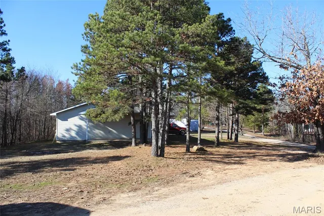 $194,500 | 202 Mountain Ash Lane, Poplar Bluff, MO 63901