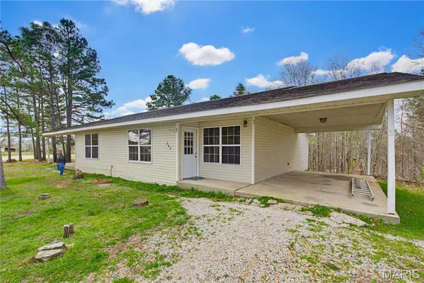 $179,000 | 202 Mountain Ash Lane, Poplar Bluff, MO 63901