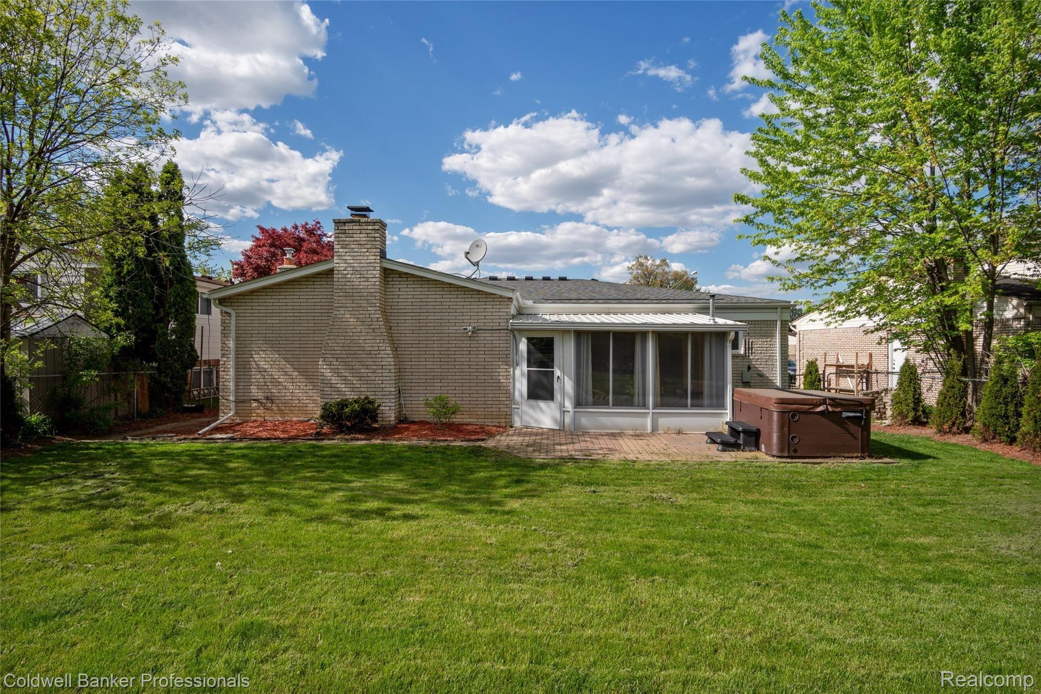44259 Brandywyne Road Canton, MI 48187 - Photo 30 of 32 30.jpg