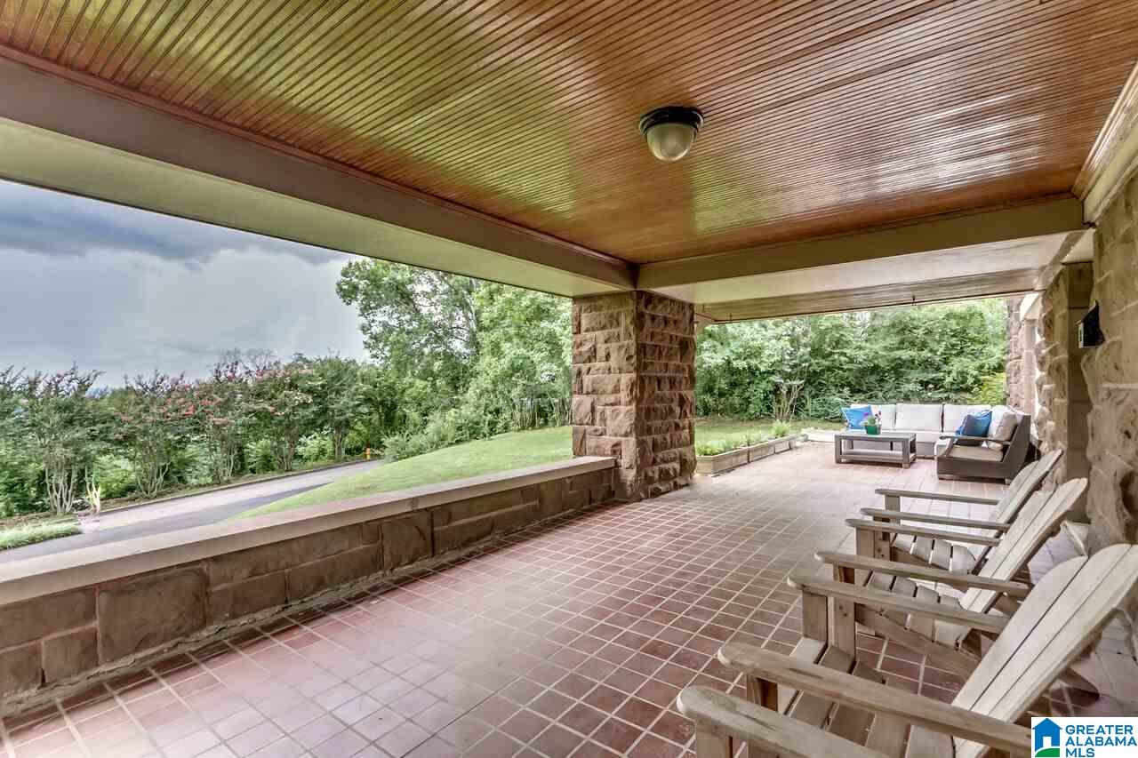 4243 Altamont Road Birmingham, AL 35213 - Photo 2 of 29