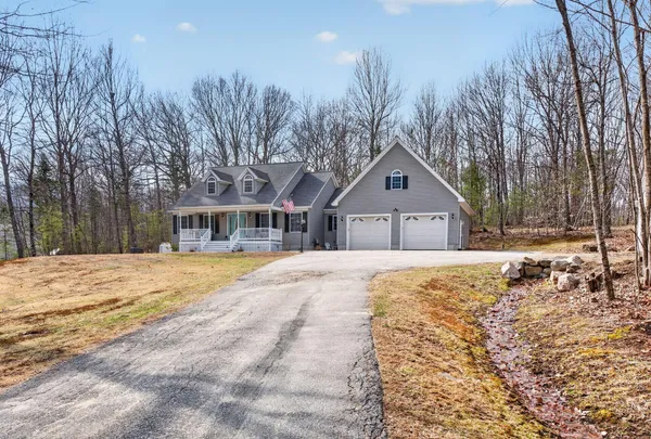 $675,000 | 19 Deer Hill North, Standish, ME 04084