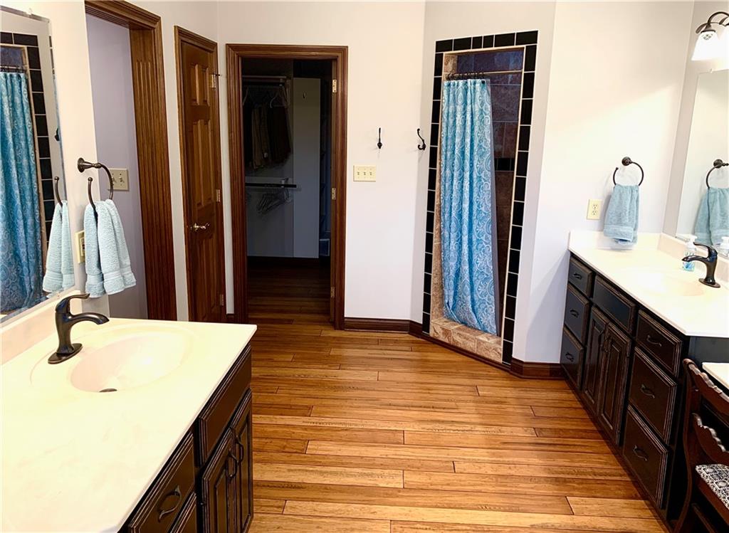 1893 Berry Road Greenwood, IN 46143 - Photo 17 of 48 Gallery Image 17