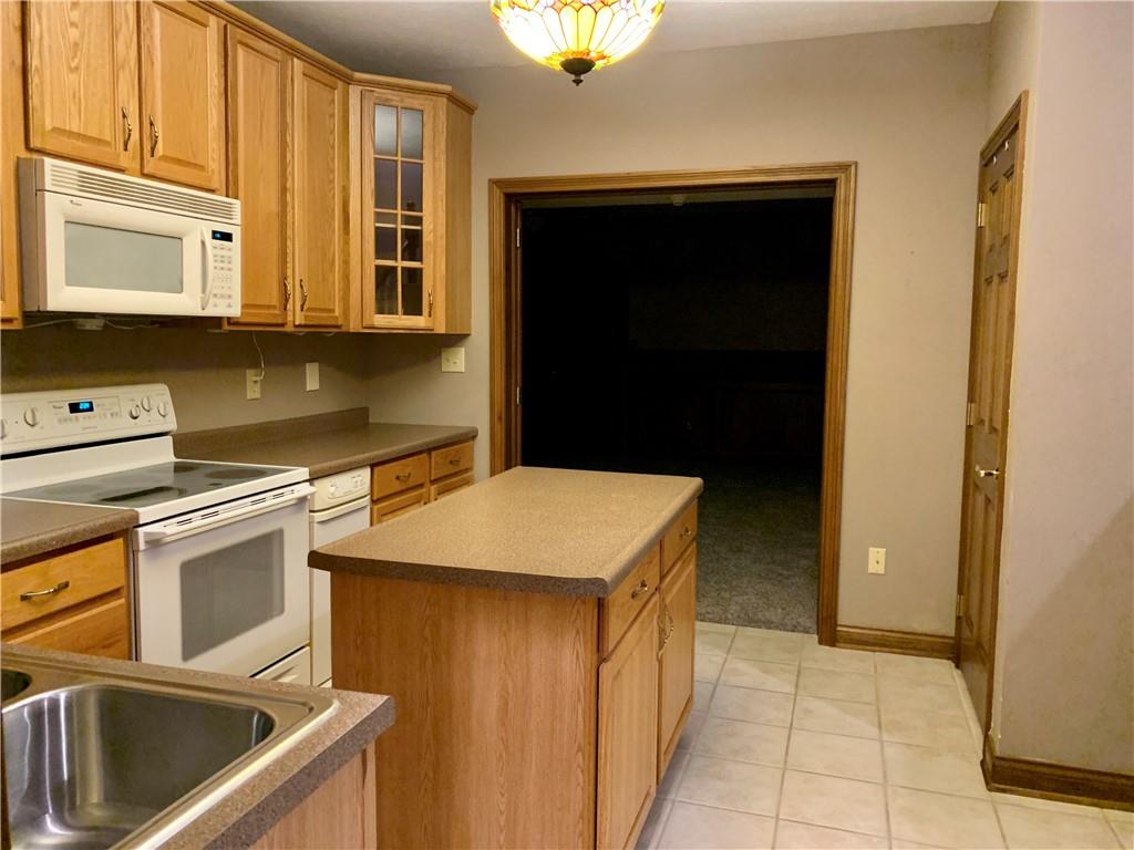 1893 Berry Road Greenwood, IN 46143 - Photo 34 of 48 Gallery Image 34