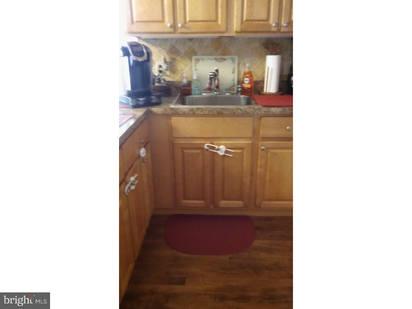 87 Black Walnut Road Levittown, PA 19057 - Photo 11 of 19 Kitchen