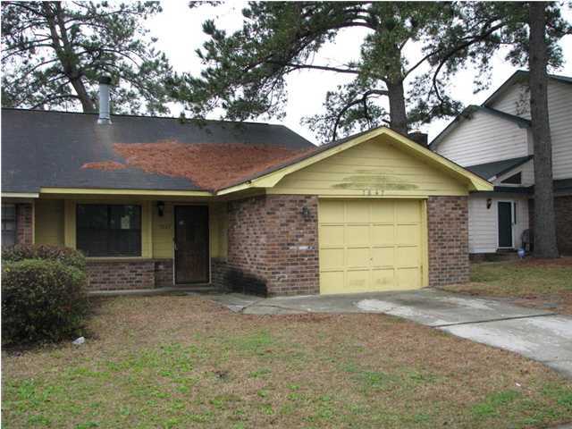 7647 Oldridge Road North Charleston, SC 29418 - Photo 1 of 4 Primary Photo