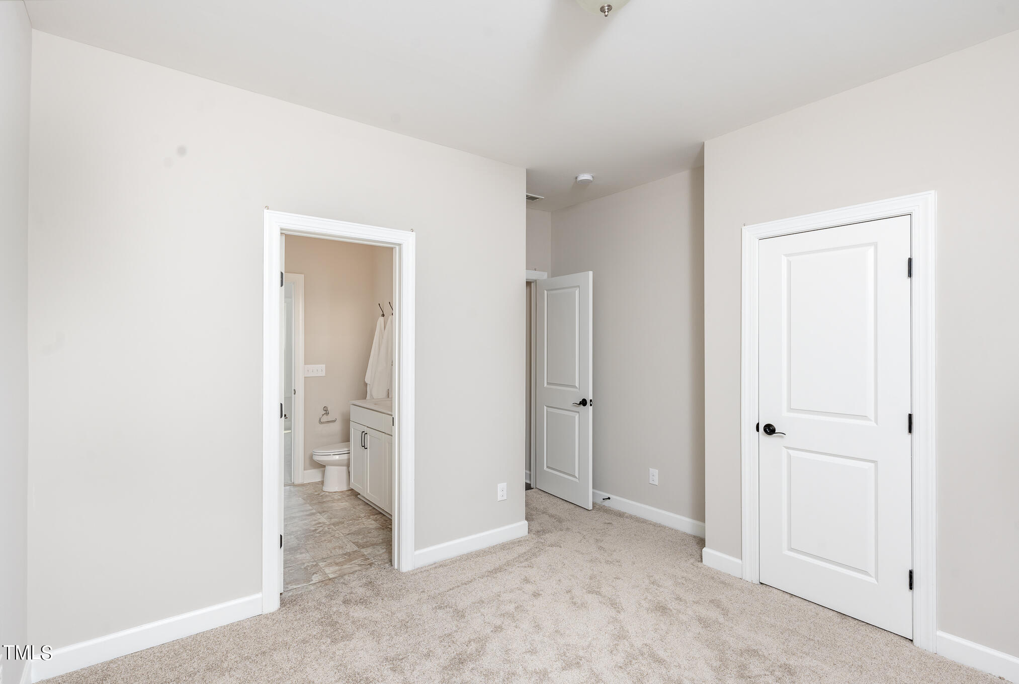 1137 Lippincott Road Durham, NC 27703 - Photo 18 of 36 026_45-edit