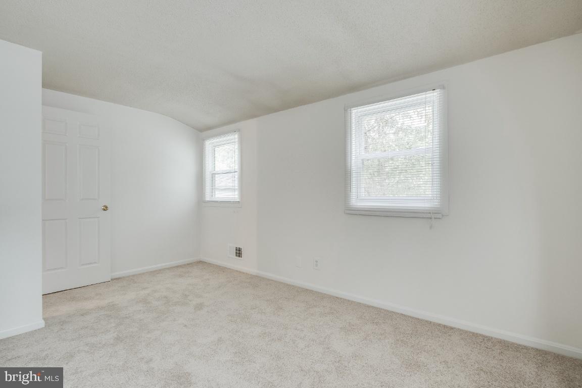 6301 Woodland Road Morningside, MD 20746 - Photo 20 of 32 Upper level bedroom #3