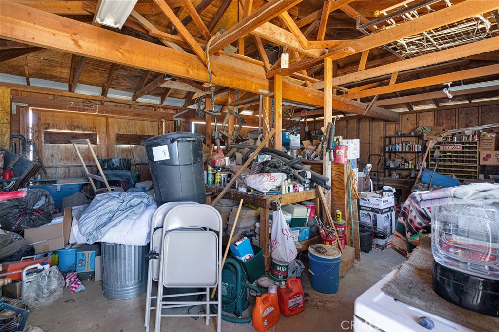 5335 Palmdale Road Phelan, CA 92371 - Photo 29 of 37 a view of storage and utility room