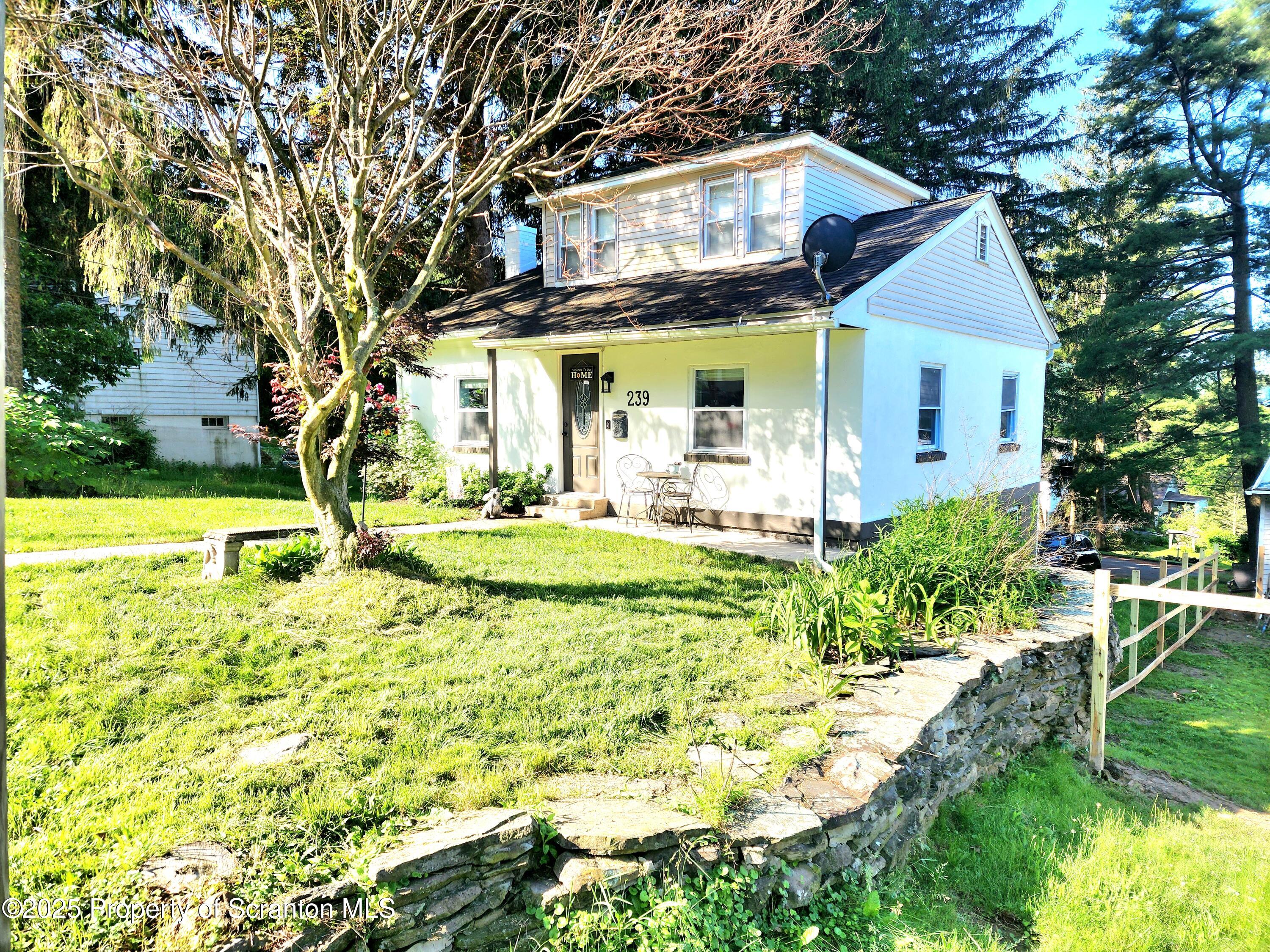 239 Maple Street Shavertown, PA 18708 - Photo 2 of 28 Front/Side