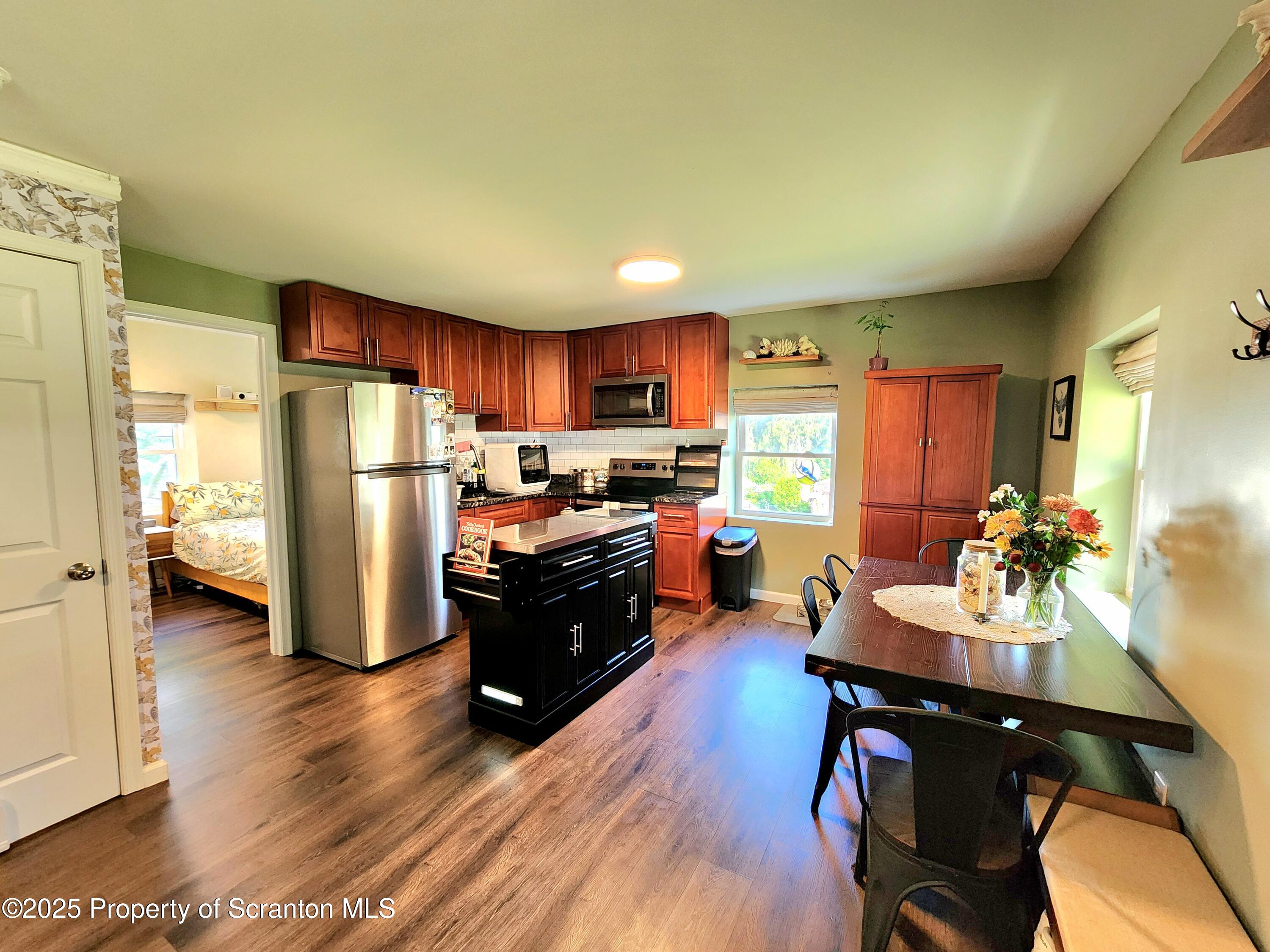 239 Maple Street Shavertown, PA 18708 - Photo 6 of 28 Kitchen