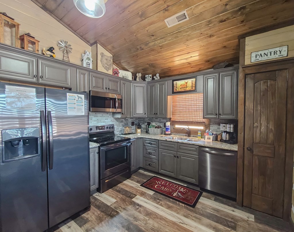 2304 Hidden Mountain Road Sevierville, TN 37876 - Photo 9 of 28