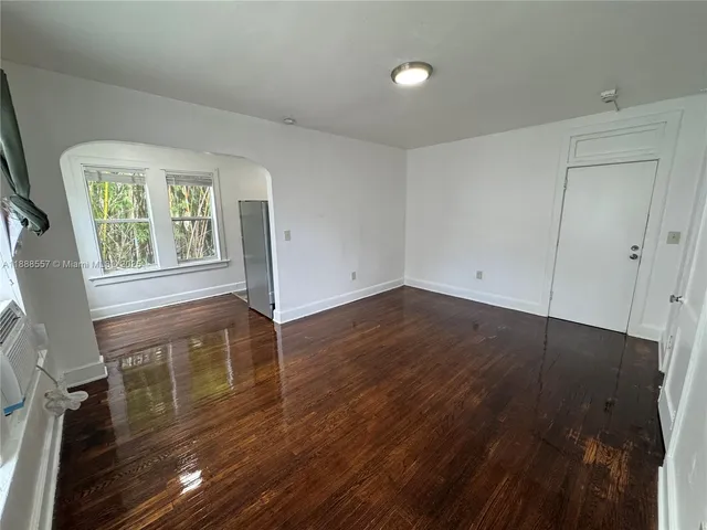 $1,500 | 177 Northeast 50th Street, Unit 29, Miami, FL 33137