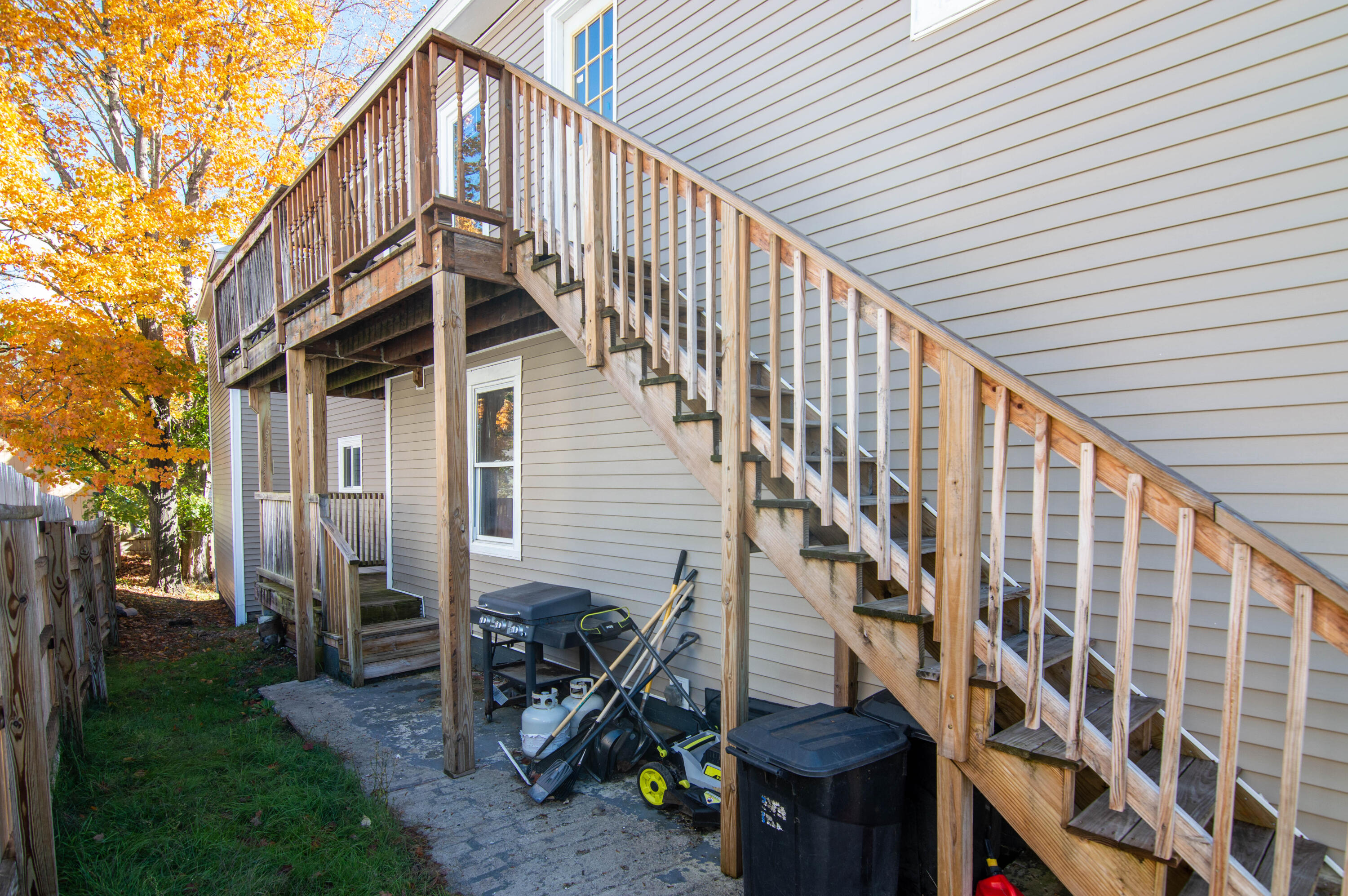 5 Goodwin Street Sanford, ME 04083 - Photo 33 of 42 10