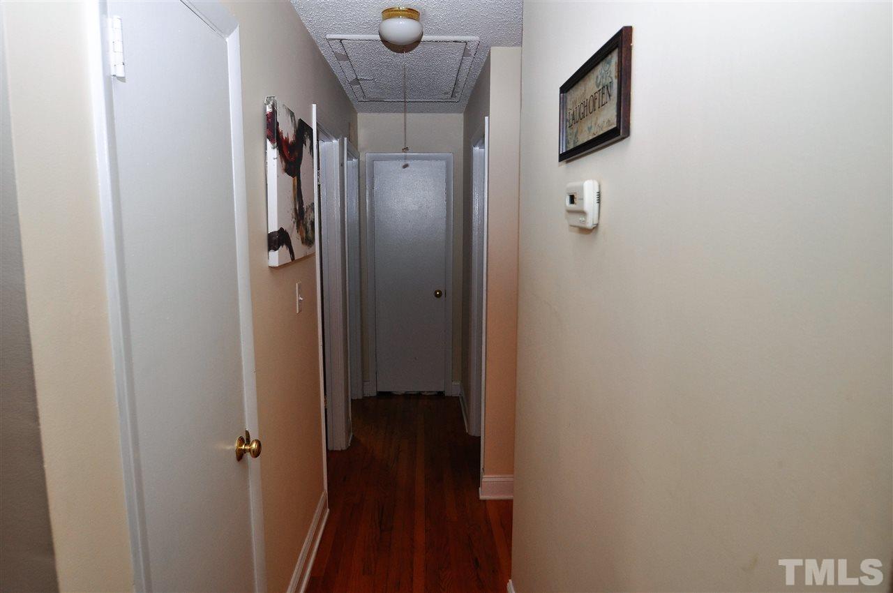 1306 Kelly Road Garner, NC 27529 - Photo 11 of 14 Gallery Image 11