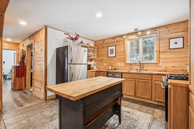 $365,000 | 25 Laplante Road, Cavendish, VT 05142
