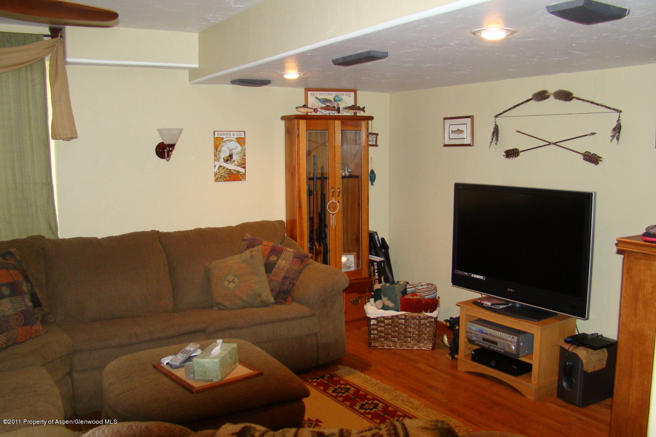 1392 Firethorn Drive Rifle, CO 81650 - Photo 3 of 14 Living Room