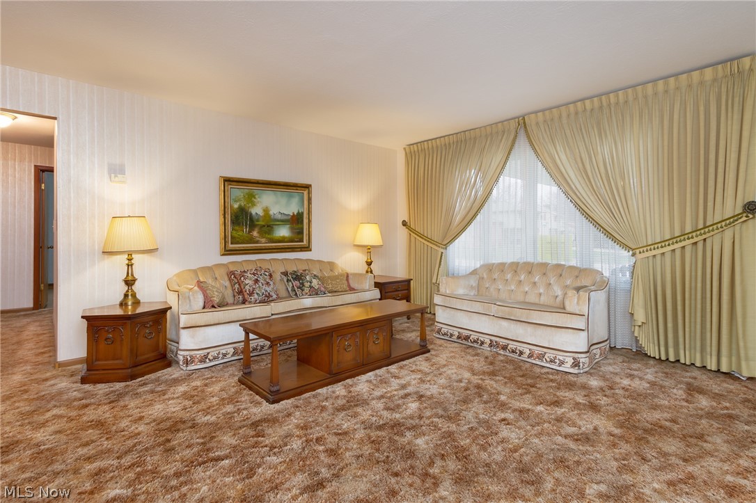 13912 Newton Road Cleveland, OH 44130 - Photo 15 of 35 Gallery Image 15