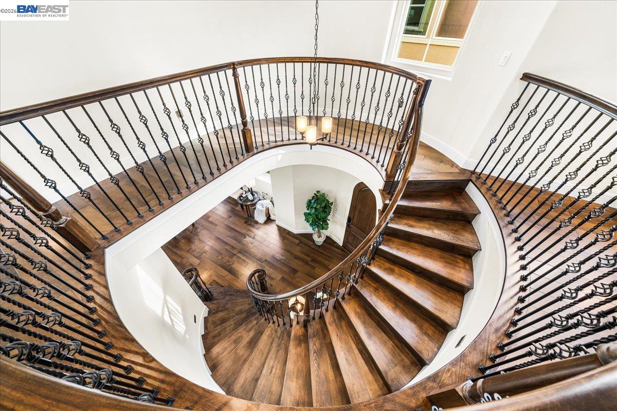 205 Zinnia Court San Ramon, CA 94582 - Photo 19 of 40 a view of entryway with wooden floor