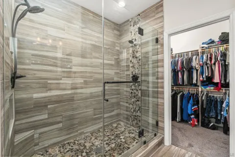 a view of walk in closet