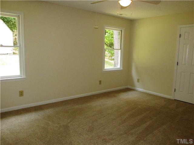 2604 West Talbot Court Raleigh, NC 27610 - Photo 14 of 25 Gallery Image 14