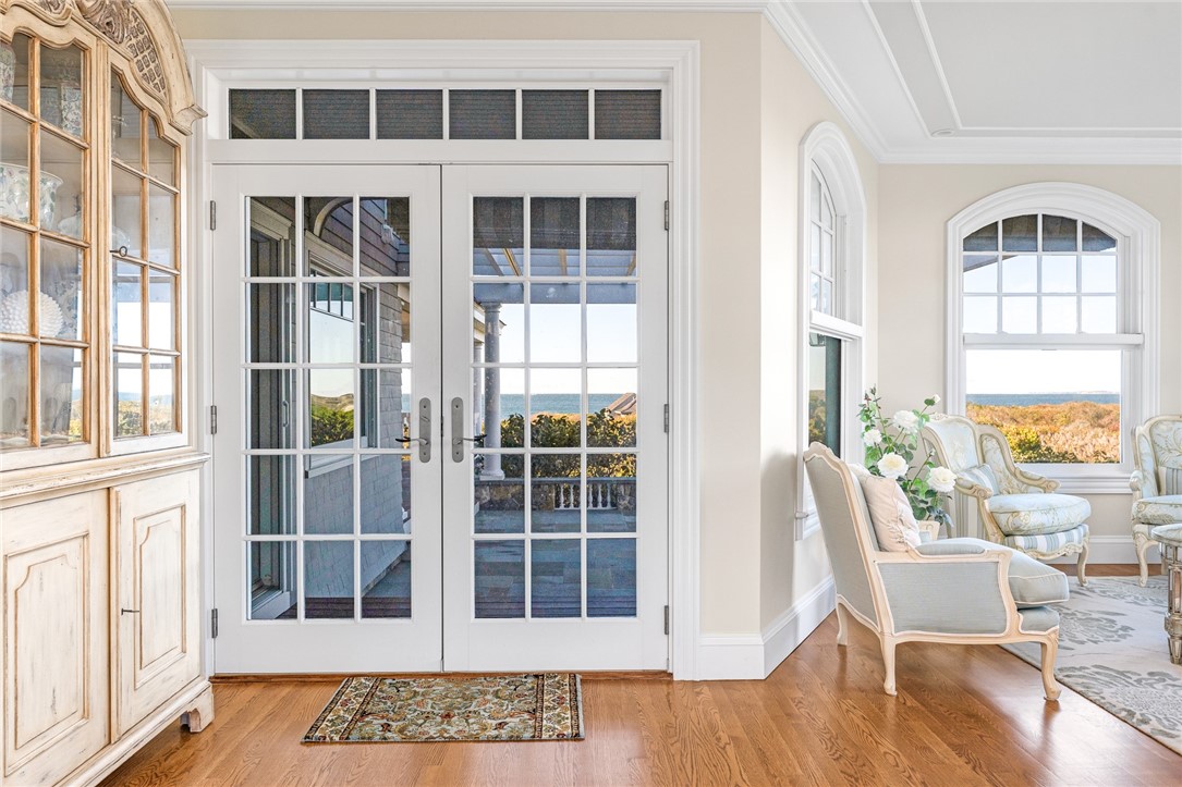 7 Fenway Road Westerly, RI 02891 - Photo 11 of 47