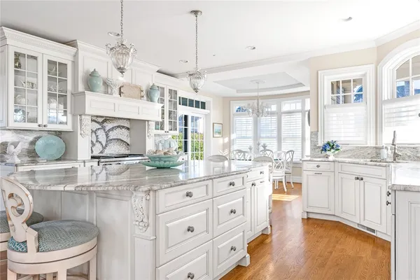 $7,500,000 | 7 Fenway Road, Westerly, RI 02891