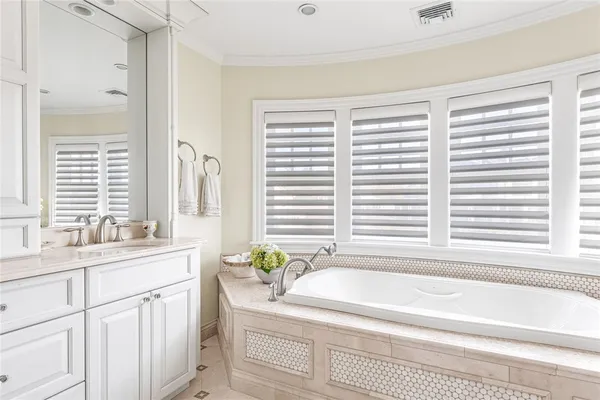 $7,500,000 | 7 Fenway Road, Westerly, RI 02891