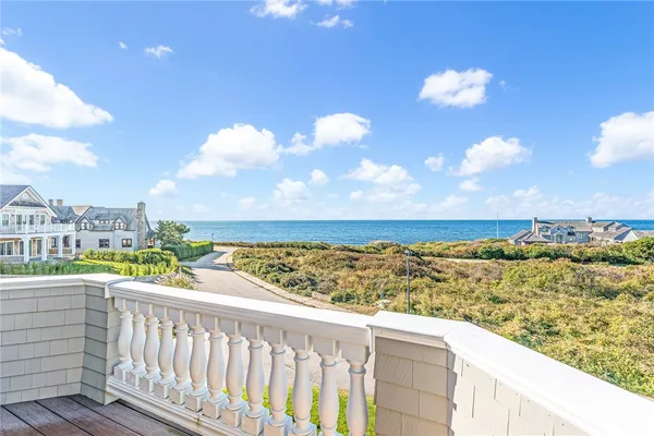 $7,500,000 | 7 Fenway Road, Westerly, RI 02891