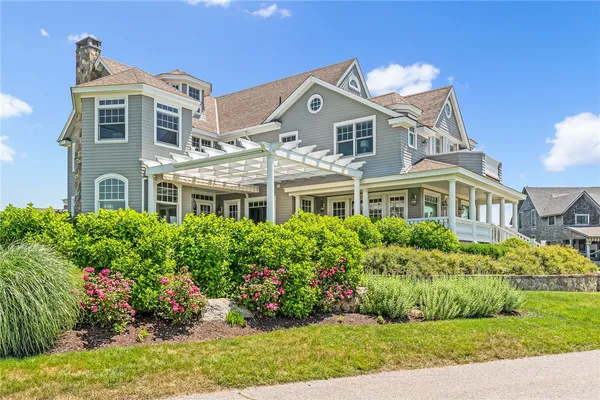 $7,500,000 | 7 Fenway Road, Westerly, RI 02891