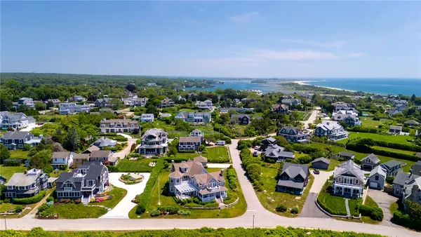 $7,500,000 | 7 Fenway Road, Westerly, RI 02891