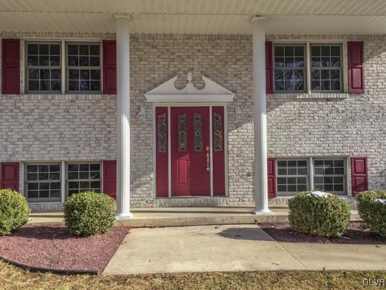 164 Jay Road Effort, PA 18330 - Photo 3 of 43 Gallery Image 3