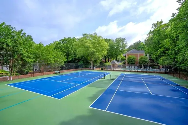 a picture of a park
