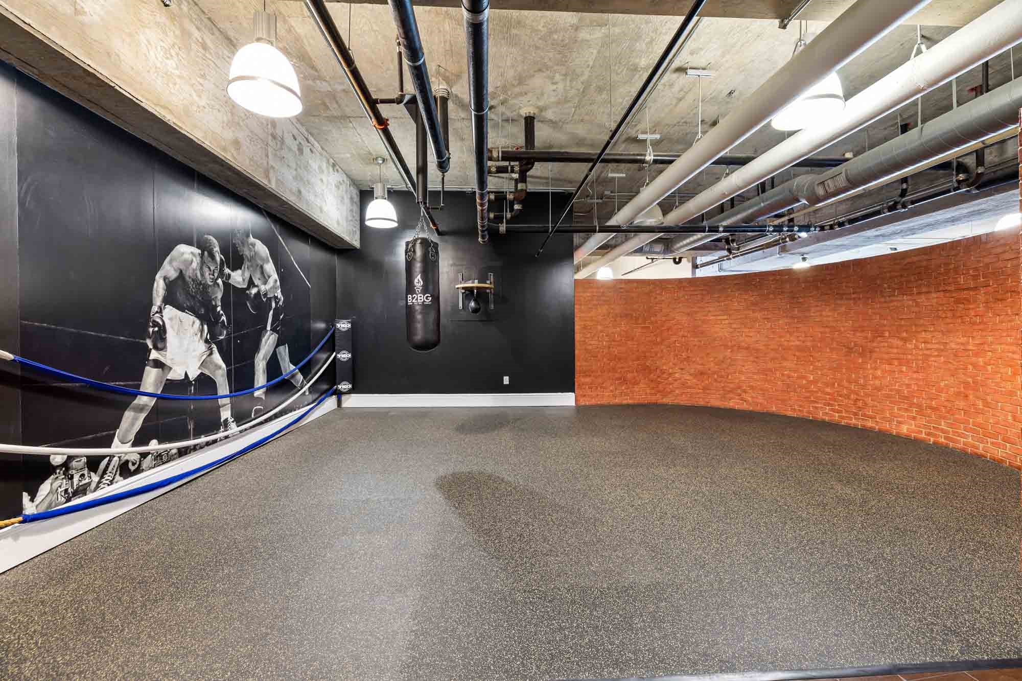 5925 Almeda Road, Unit 11907 Houston, TX 77004 - Photo 29 of 35 Boxing / Training Studio - Dedicated training and boxing studio designed for high-energy workouts, personal training sessions, or stretching and conditioning.