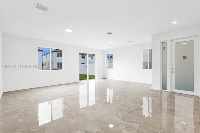 $4,540 | 22431 Southwest 125th Avenue, Unit 19B, Homestead, FL 33033