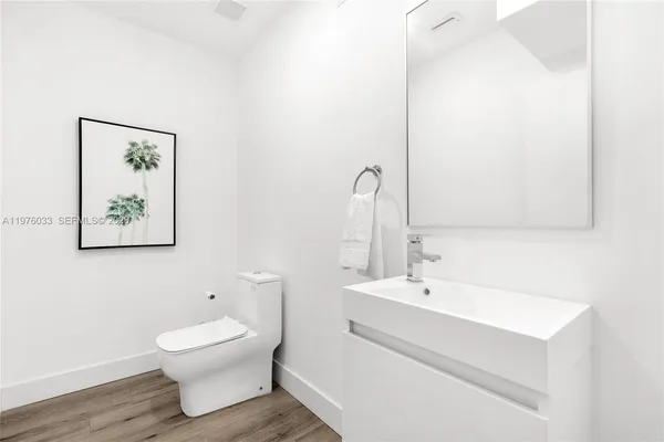 $3,800 | 1123 Northeast 23rd Terrace, Unit 1123, Pompano Beach, FL 33062