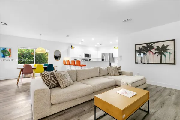 $3,800 | 1123 Northeast 23rd Terrace, Unit 1123, Pompano Beach, FL 33062