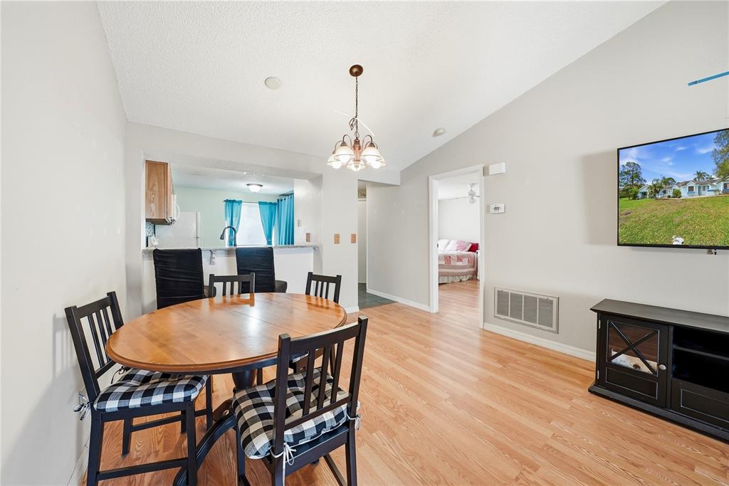 412 Cedar Ridge Court Oldsmar, FL 34677 - Photo 11 of 27