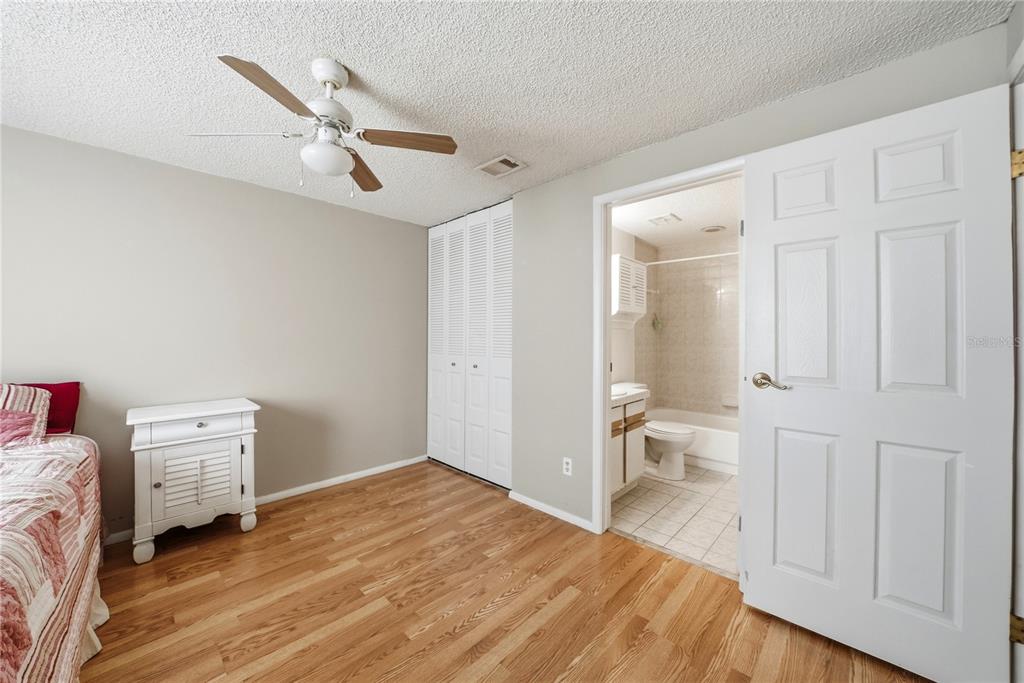 412 Cedar Ridge Court Oldsmar, FL 34677 - Photo 15 of 27