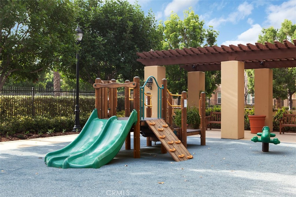 40 League Irvine, CA 92602 - Photo 35 of 38